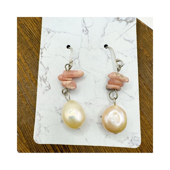 Large genuine baroque pearl and rose quartz chip sterling silver dangle earrings - Picture 9 of 10